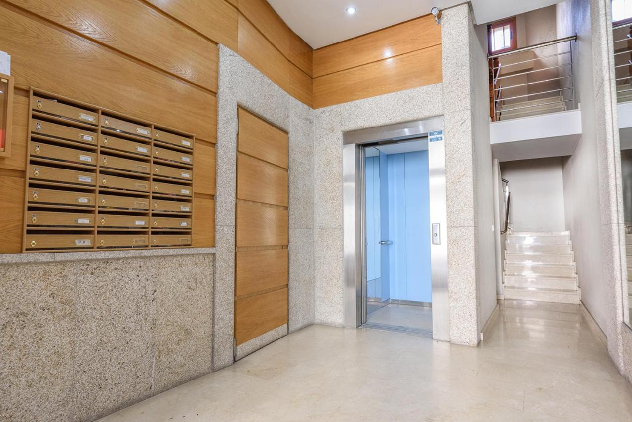 apartamento centro sanxenxo con parking gratis Sanxenxo Exterior foto
