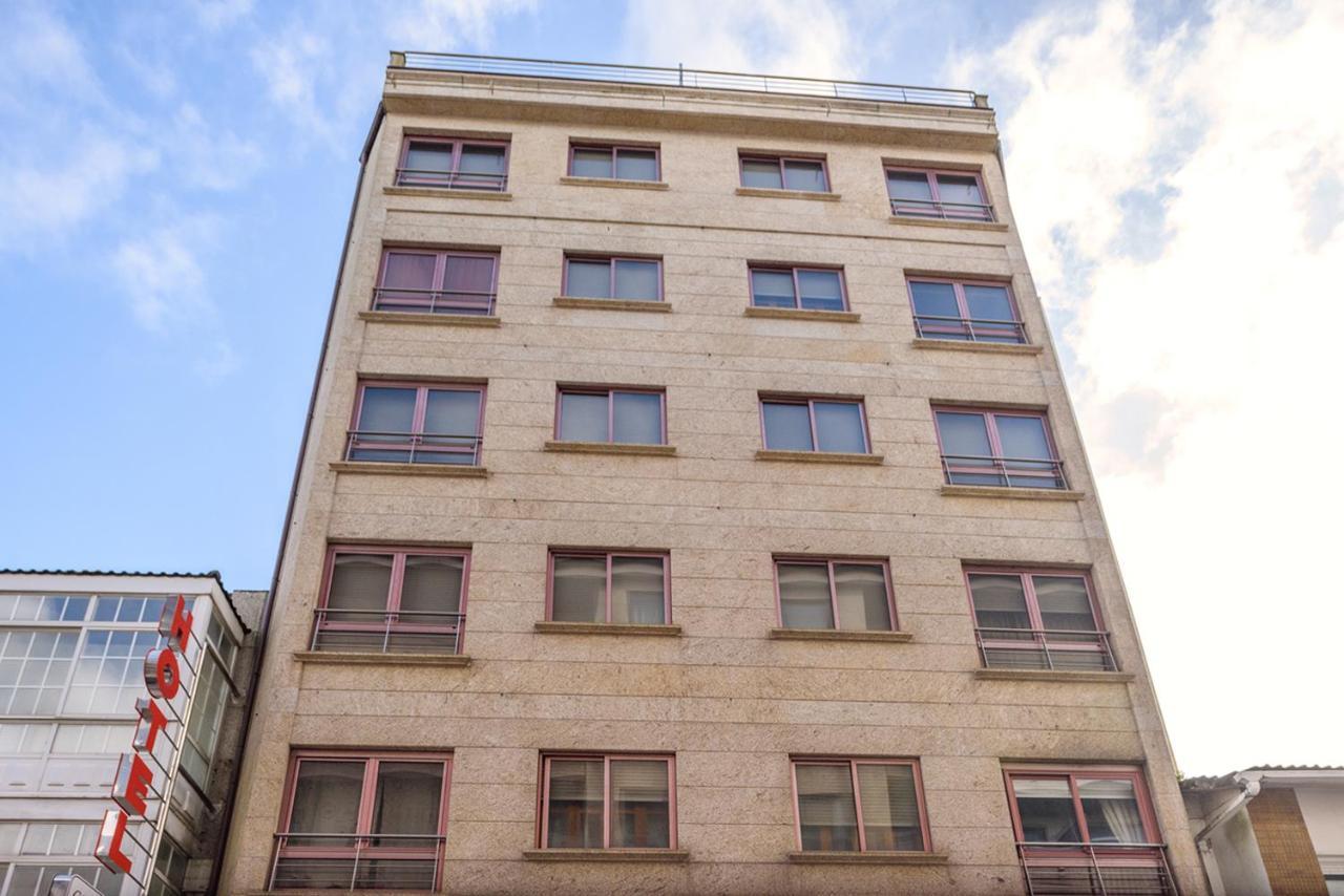 apartamento centro sanxenxo con parking gratis Sanxenxo Exterior foto
