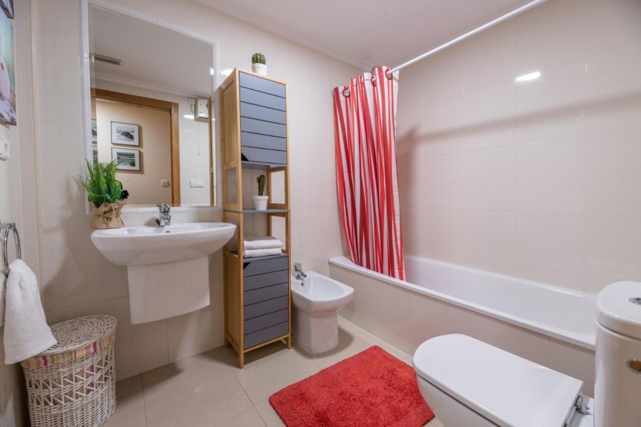 apartamento centro sanxenxo con parking gratis Sanxenxo Exterior foto